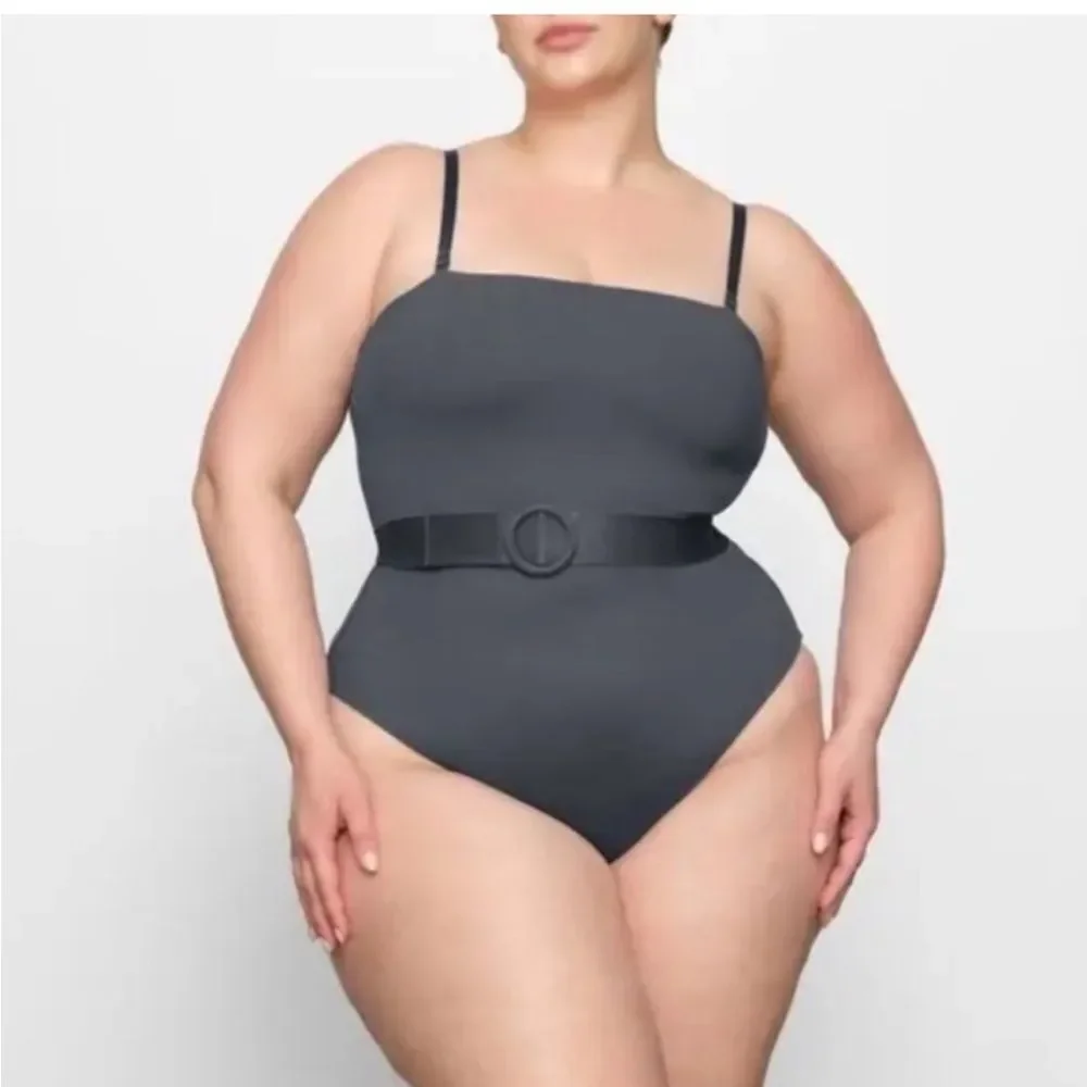 Skims Sculpting Strapless One Piece Swimsuit with Belt in Gunmetal Size 3X